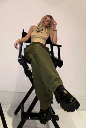 Ava Max OnlyFans Leaked Free Thumbnail Picture - #5YNHli0N00