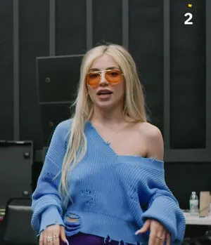 Ava Max OnlyFans Leaked Free Thumbnail Picture - #8iXXY35cAy
