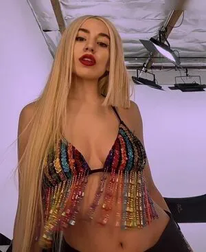 Ava Max OnlyFans Leaked Free Thumbnail Picture - #93a2FPl1I2