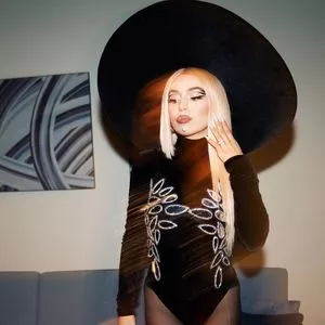 Ava Max OnlyFans Leaked Free Thumbnail Picture - #98BU0gCd9F