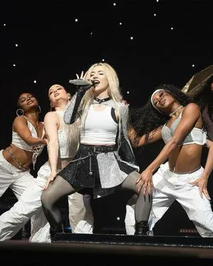 Ava Max OnlyFans Leaked Free Thumbnail Picture - #9PKUWc26s4