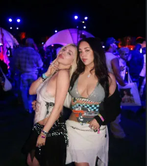 Ava Max OnlyFans Leaked Free Thumbnail Picture - #CAGD3K71dG
