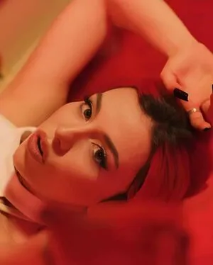 Ava Max OnlyFans Leaked Free Thumbnail Picture - #DWXs1qe5GN