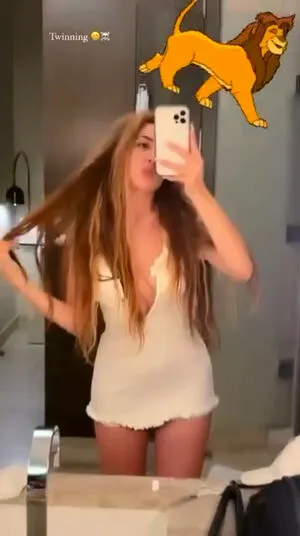 Ava Max OnlyFans Leaked Free Thumbnail Picture - #EBou4Gs4Ai