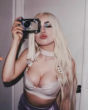 Ava Max OnlyFans Leaked Free Thumbnail Picture - #F9FQmFYnUJ