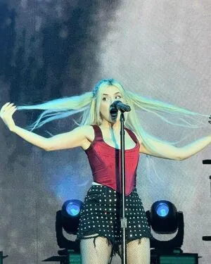 Ava Max OnlyFans Leaked Free Thumbnail Picture - #GYYJ3QftFH