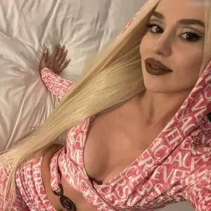 Ava Max OnlyFans Leaked Free Thumbnail Picture - #GqLkJTLaBE