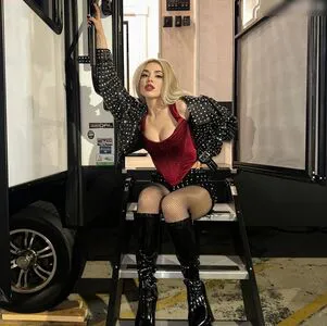 Ava Max OnlyFans Leaked Free Thumbnail Picture - #H7x05uAd0y