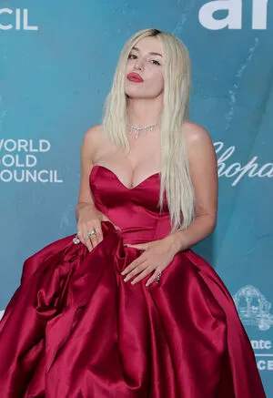 Ava Max OnlyFans Leaked Free Thumbnail Picture - #If1xBXZbc9