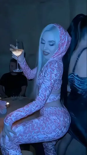 Ava Max OnlyFans Leaked Free Thumbnail Picture - #JGaopTJoYZ