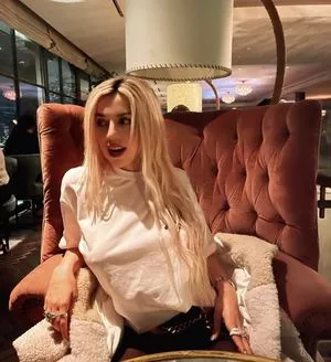 Ava Max OnlyFans Leaked Free Thumbnail Picture - #KM5xWfe2JP