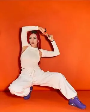 Ava Max OnlyFans Leaked Free Thumbnail Picture - #NnXC4ItE4A