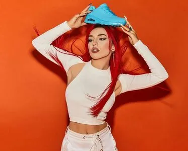 Ava Max OnlyFans Leaked Free Thumbnail Picture - #NvR1KGfAoU