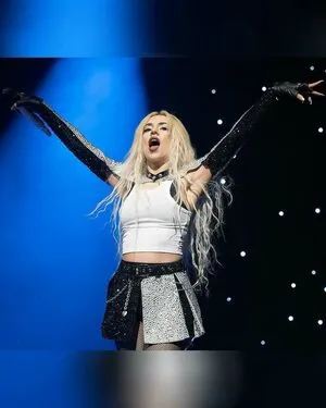 Ava Max OnlyFans Leaked Free Thumbnail Picture - #P5bUB5Xxmg