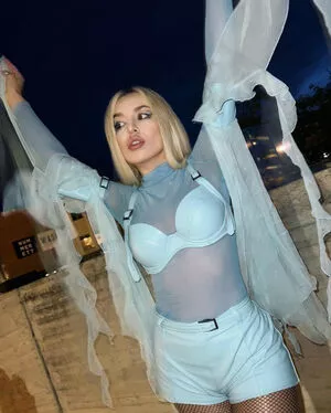 Ava Max OnlyFans Leaked Free Thumbnail Picture - #PAXq3KYiLX