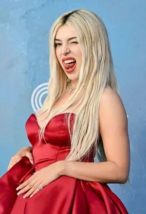 Ava Max OnlyFans Leaked Free Thumbnail Picture - #PUExPTsZMq