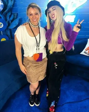 Ava Max OnlyFans Leaked Free Thumbnail Picture - #R9fkT9WiQp
