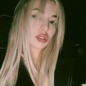 Ava Max OnlyFans Leaked Free Thumbnail Picture - #RGR5nIimU0