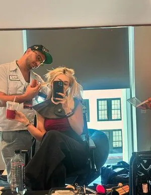 Ava Max OnlyFans Leaked Free Thumbnail Picture - #ROfkrh4Mo4