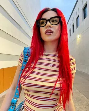 Ava Max OnlyFans Leaked Free Thumbnail Picture - #SEs2rAlKWV