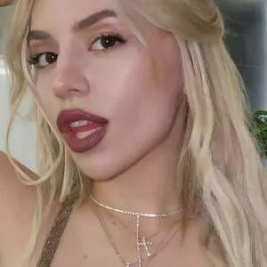 Ava Max OnlyFans Leaked Free Thumbnail Picture - #SO0XH0dVZA