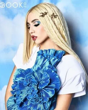 Ava Max OnlyFans Leaked Free Thumbnail Picture - #SdA21CNVUF