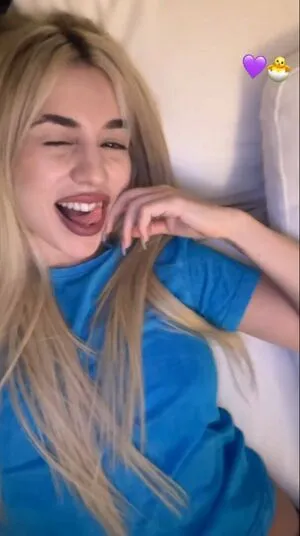 Ava Max OnlyFans Leaked Free Thumbnail Picture - #Seobb4k3ou