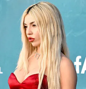 Ava Max OnlyFans Leaked Free Thumbnail Picture - #THetpdIKxU