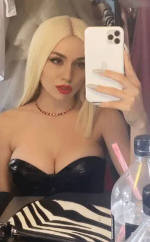 Ava Max OnlyFans Leaked Free Thumbnail Picture - #VS9NSGuvXS