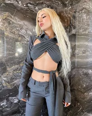 Ava Max OnlyFans Leaked Free Thumbnail Picture - #WlfOuiX25w