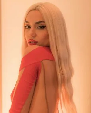 Ava Max OnlyFans Leaked Free Thumbnail Picture - #WwVUb5srIV