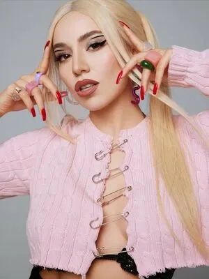 Ava Max OnlyFans Leaked Free Thumbnail Picture - #ZT2nkfIaHL