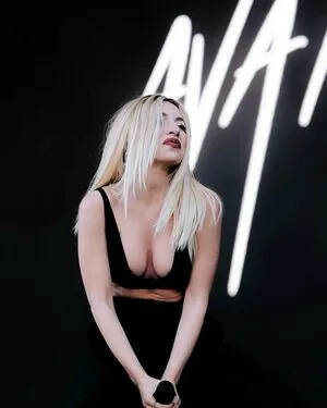 Ava Max OnlyFans Leaked Free Thumbnail Picture - #ZXrskA3XVL