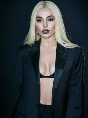 Ava Max OnlyFans Leaked Free Thumbnail Picture - #Zo0ooq8Vw1