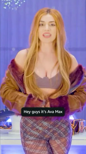 Ava Max OnlyFans Leaked Free Thumbnail Picture - #a6TYaI2Mi3