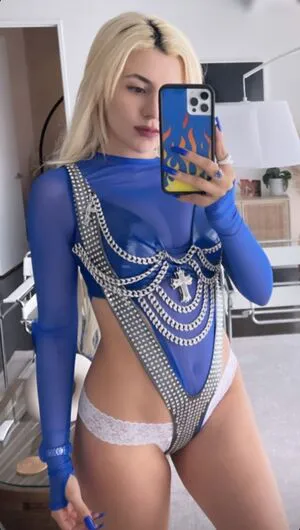 Ava Max OnlyFans Leaked Free Thumbnail Picture - #blsKexdHbJ