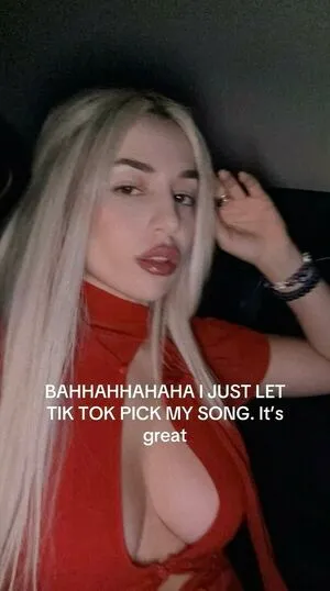 Ava Max OnlyFans Leaked Free Thumbnail Picture - #bpkO1JVE29