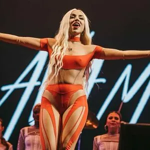 Ava Max OnlyFans Leaked Free Thumbnail Picture - #c4qGtPeGl5