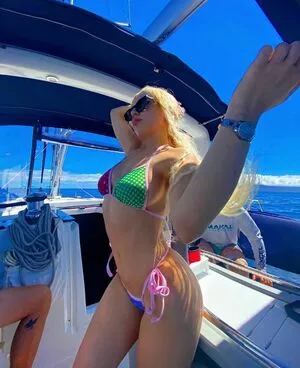 Ava Max OnlyFans Leaked Free Thumbnail Picture - #cMCyZIMXyk