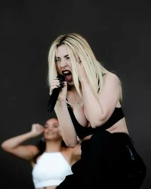 Ava Max OnlyFans Leaked Free Thumbnail Picture - #d55jtyGsMl