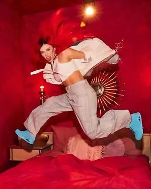 Ava Max OnlyFans Leaked Free Thumbnail Picture - #e3aYnsHQV0