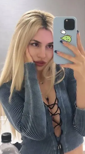 Ava Max OnlyFans Leaked Free Thumbnail Picture - #eTzb6jabj6