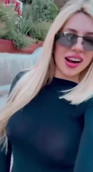 Ava Max OnlyFans Leaked Free Thumbnail Picture - #g5RzYb4bMg
