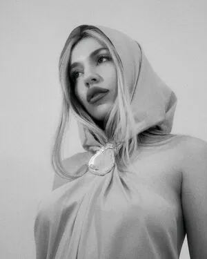 Ava Max OnlyFans Leaked Free Thumbnail Picture - #ghNmFWnvR1