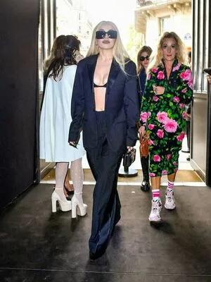 Ava Max OnlyFans Leaked Free Thumbnail Picture - #h2iGdAriLk