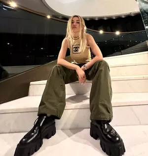 Ava Max OnlyFans Leaked Free Thumbnail Picture - #lP6dE30zao