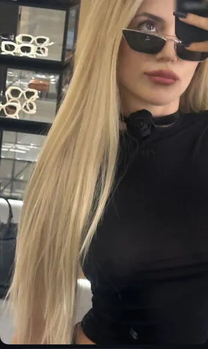 Ava Max OnlyFans Leaked Free Thumbnail Picture - #mzXieqB5Wx