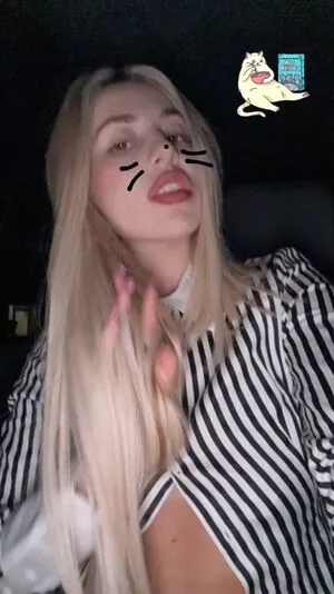 Ava Max OnlyFans Leaked Free Thumbnail Picture - #nMZbBNquZ4