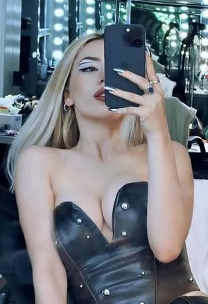 Ava Max OnlyFans Leaked Free Thumbnail Picture - #oRU8tvaFiT