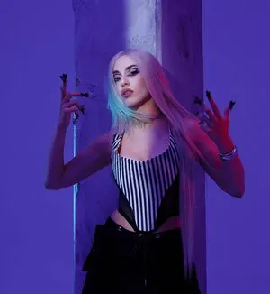 Ava Max OnlyFans Leaked Free Thumbnail Picture - #p6FS4Hr3Rn